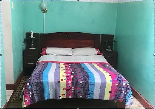 Guest house Hostal La Chorrera Quito