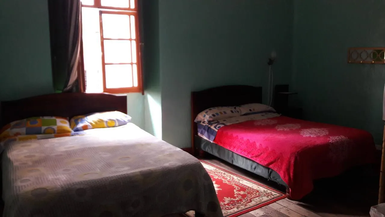 Hostal La Chorrera Quito 0*,  Ecuador